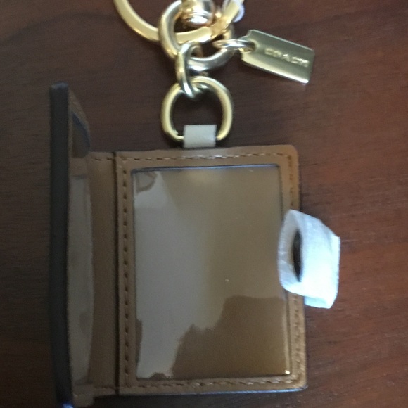 COACH PICTURE FRAME BAG CHARM W/SIGNATURE CANVAS - Picture 2 of 3